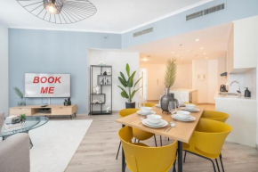 Dazzling 2-Bedrooms with eye-catching artwork in Dubai Marina!